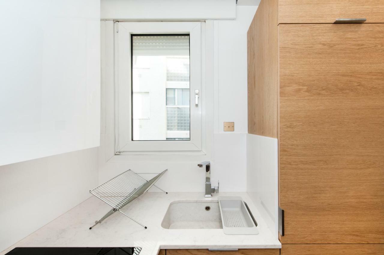 Luxury Montaigne Apartment Paris Eksteriør bilde