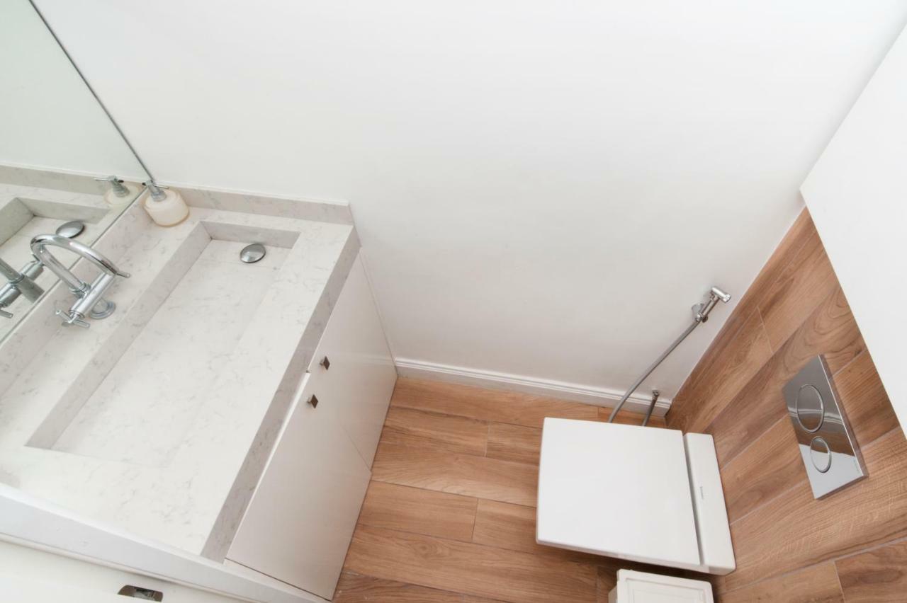 Luxury Montaigne Apartment Paris Eksteriør bilde